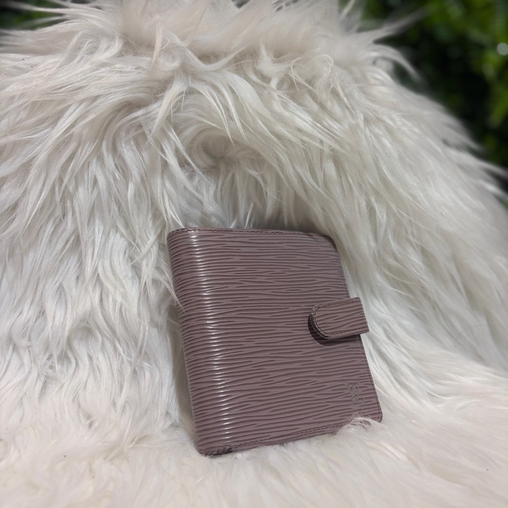 Louis Vuitton Epi Porte-Billets Compact Wallet Lilac